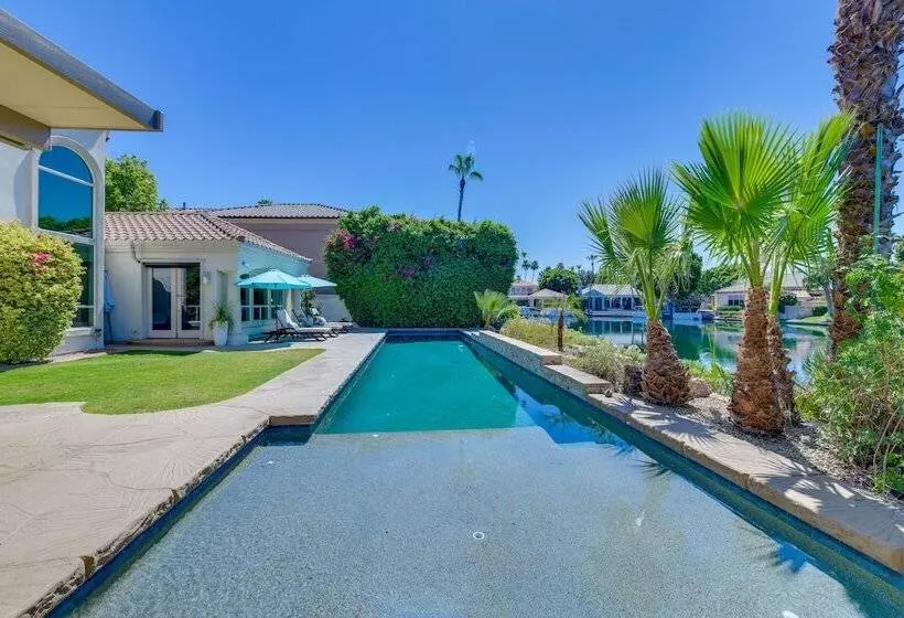 Waterfront Luxury Gilbert Retreat W/ Pool & Spa!