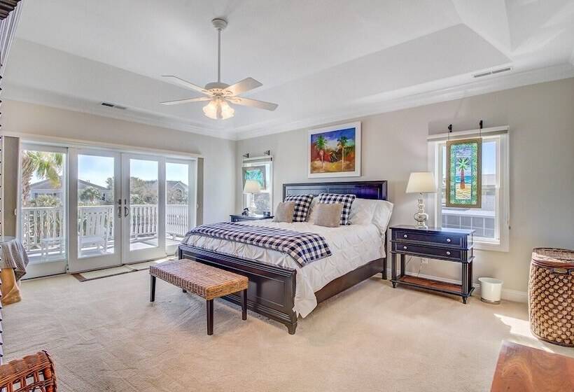 3001 Palm Boulevard By Avantstay Across From Beach & Ocean Views!