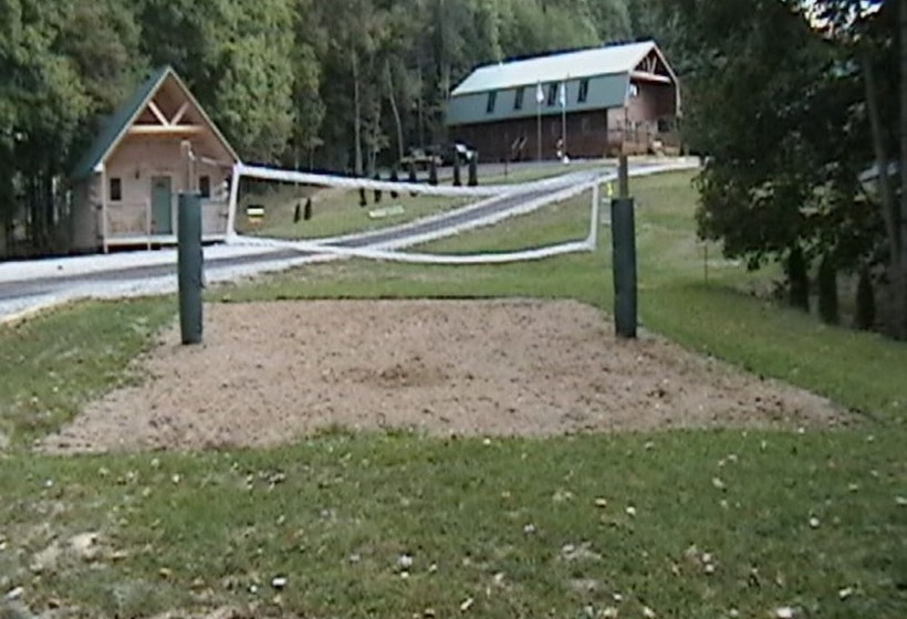 Cabins At Pine Haven