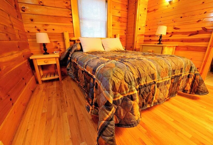 Cabins At Pine Haven