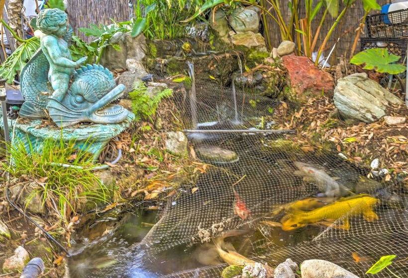 Flower Garden Cottage W/ Treehouse & Waterfall By Redawning