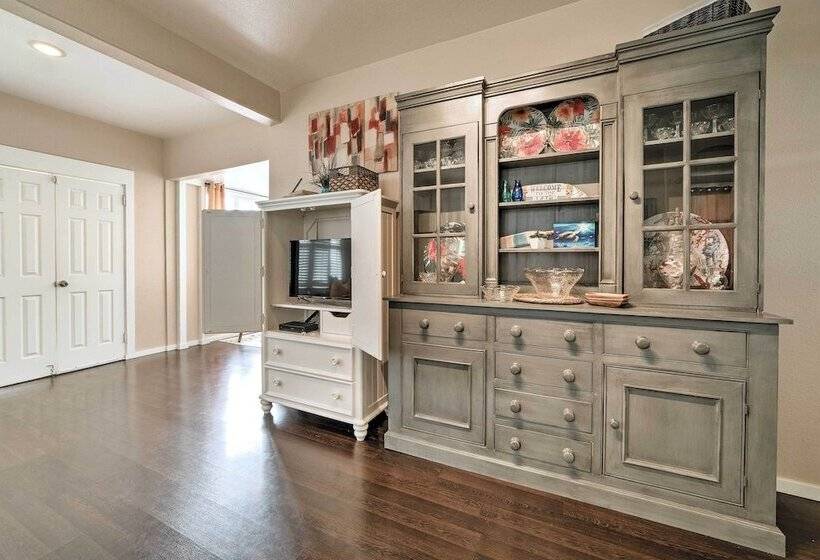 Hawaiian Hideaway W/ Yard < 2 Miles To Hilo Bay!