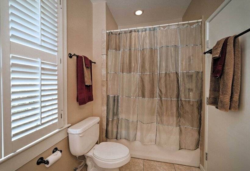 Hawaiian Hideaway W/ Yard < 2 Miles To Hilo Bay!