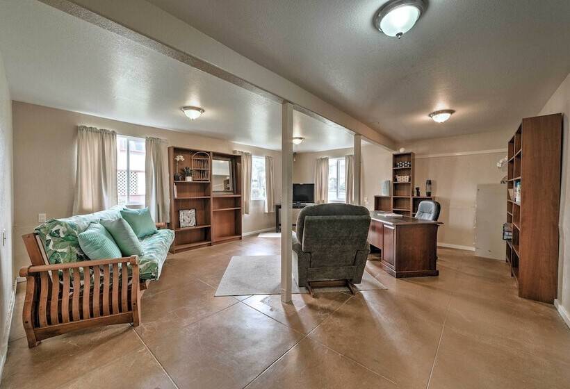 Hawaiian Hideaway W/ Yard < 2 Miles To Hilo Bay!