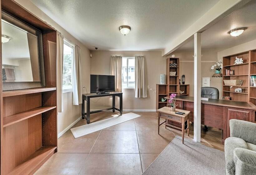 Hawaiian Hideaway W/ Yard < 2 Miles To Hilo Bay!