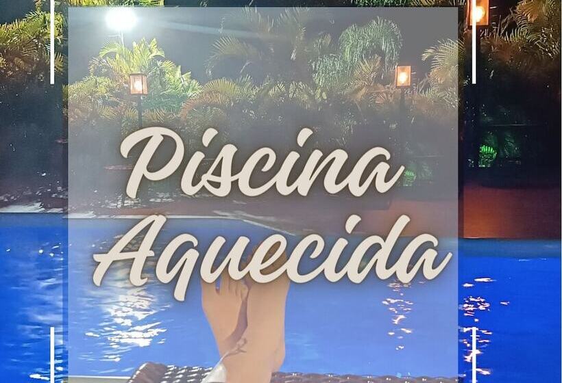 פונדק Pousada Gauleses Praia Do Rosa