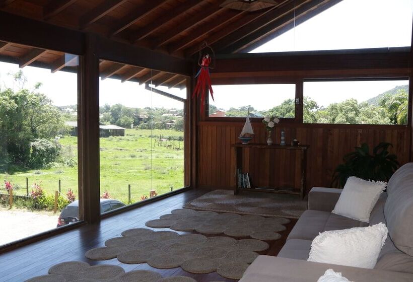 פונדק Pousada Gauleses Praia Do Rosa