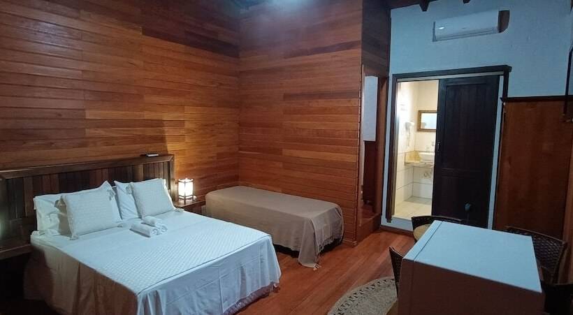 פונדק Pousada Gauleses Praia Do Rosa