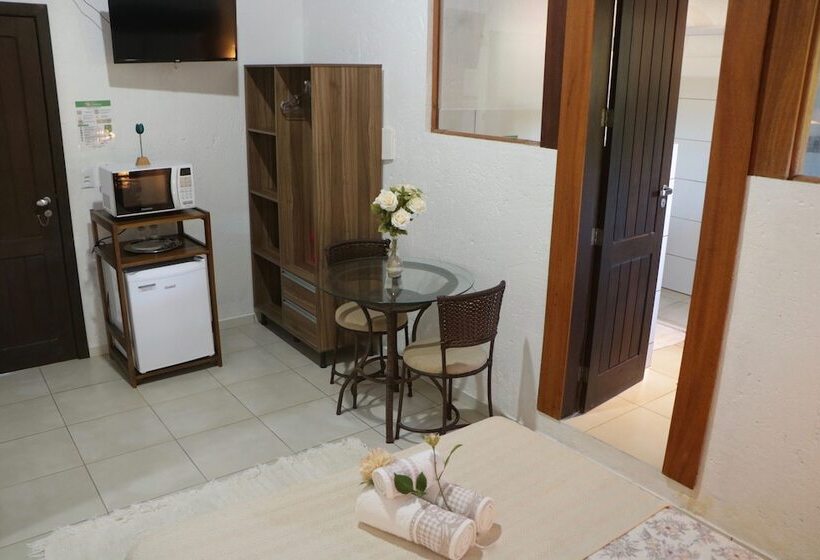 פונדק Pousada Gauleses Praia Do Rosa