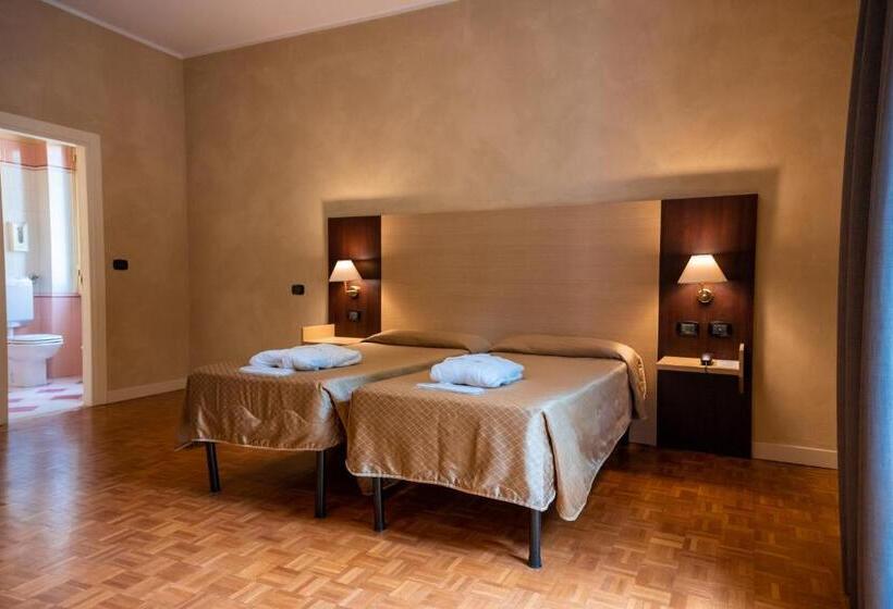 Хостел Terme Pellegrini