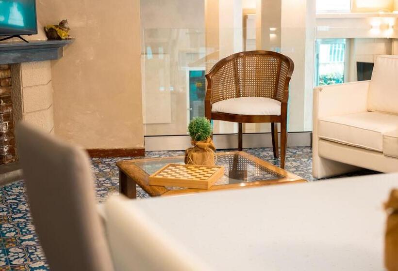 Хостел Terme Pellegrini