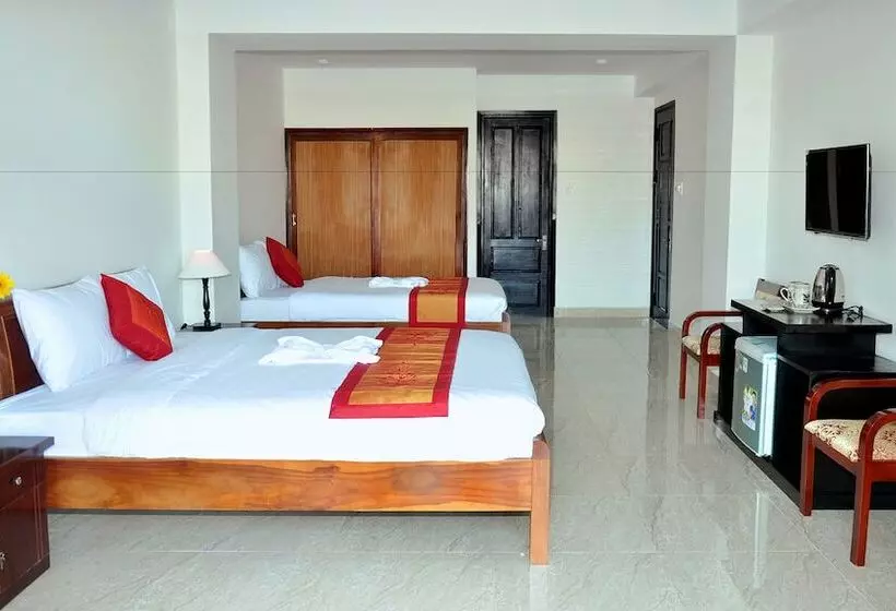 هتل Bi S House Homestay