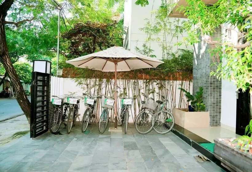 هتل Bi S House Homestay