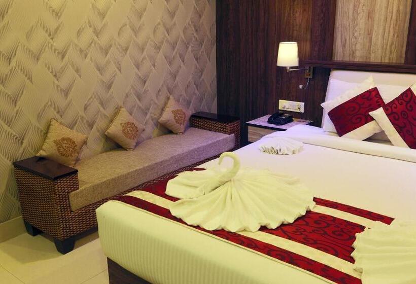 Hotel Blue Bird, Nagaon