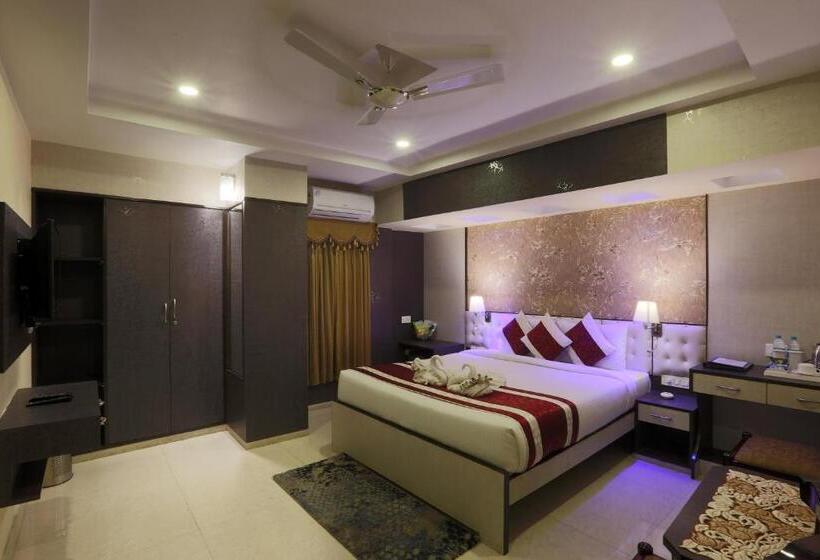 Hotel Blue Bird, Nagaon