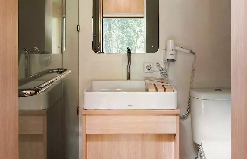 Hotelli Bobocabin Baturraden