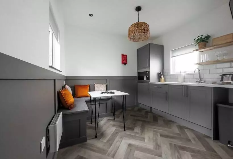 ホテル Goodstay Lodges By Urban Space