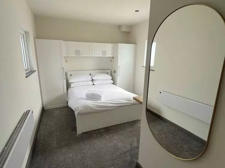 ホテル Goodstay Lodges By Urban Space