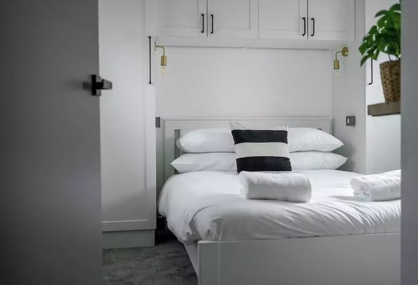 ホテル Goodstay Lodges By Urban Space