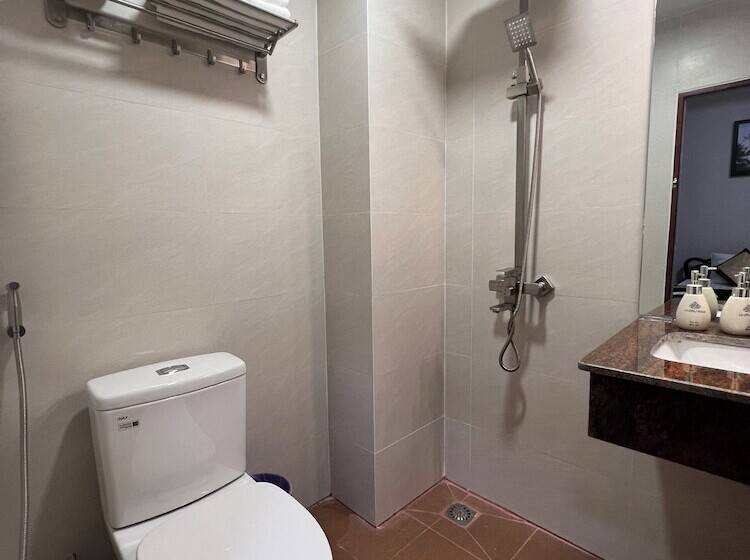 هتل Meru Guesthouse