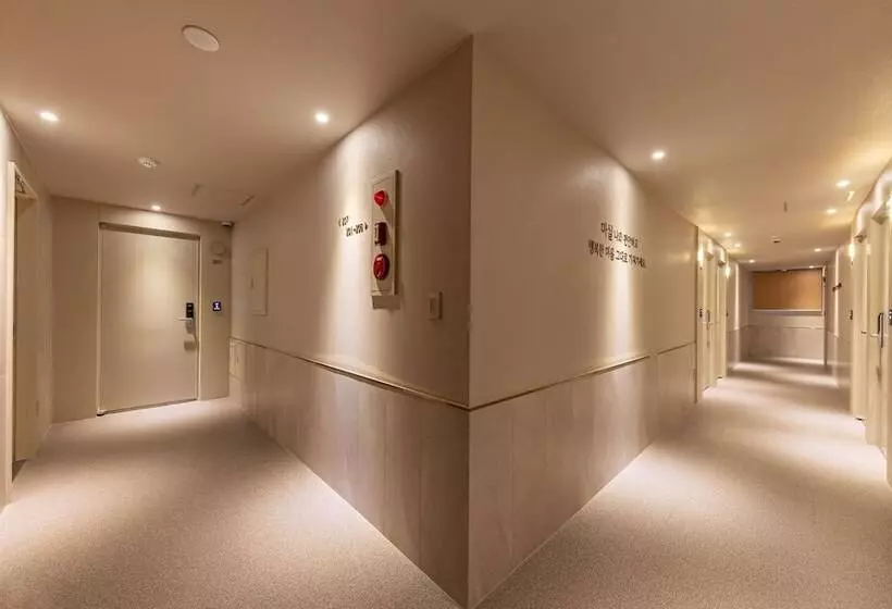 ホテル Osan Masil