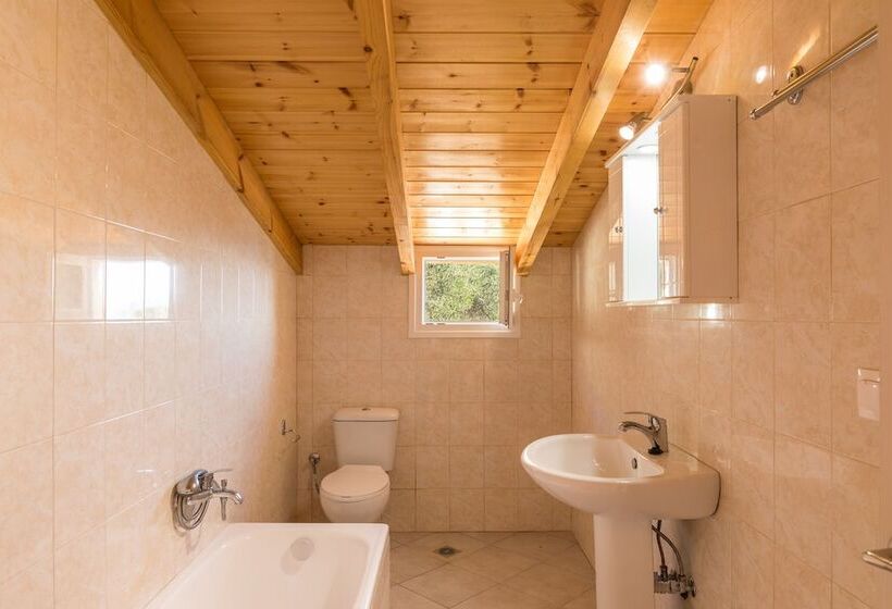 Hotel Pelekas Beach Escape By Konnect