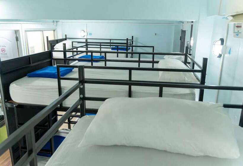 Hotel Slumber Party Surf Khao Lak Hostel