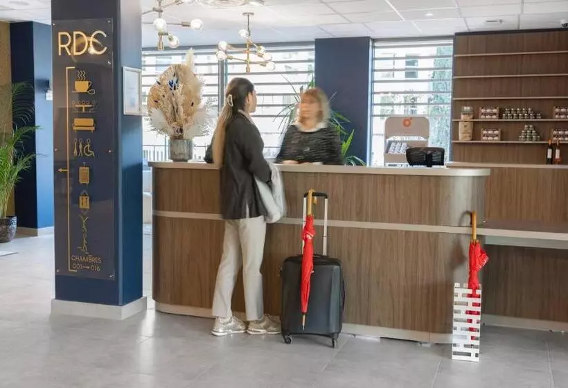 Hotelli The Originals Résidence Aix Schuman