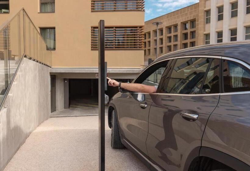 هتل The Originals Résidence Aix Schuman