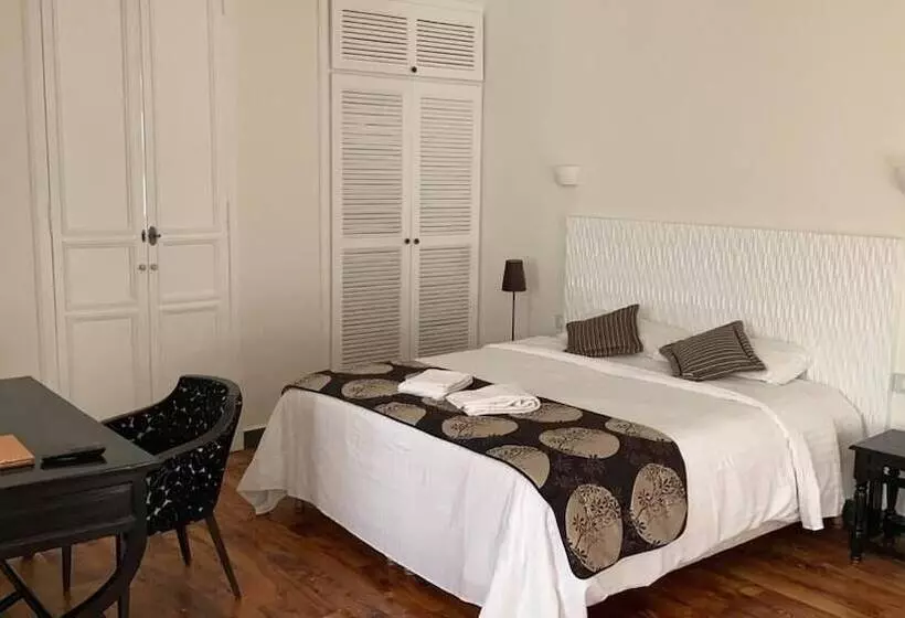 هتل Villa Angélique