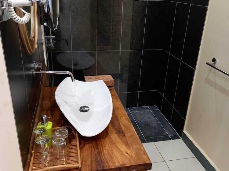 هتل Villa Angélique