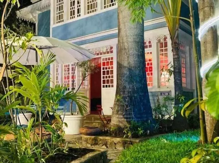 هتل Villa Angélique