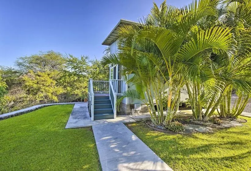 1 Mile To Magic Sands Beach: Kailua Kona Cottage