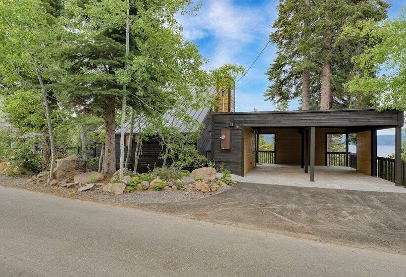 Lake View, Firepit, Game Room Remodeled Lake Tahoe Luxury Cabin By Avantstay