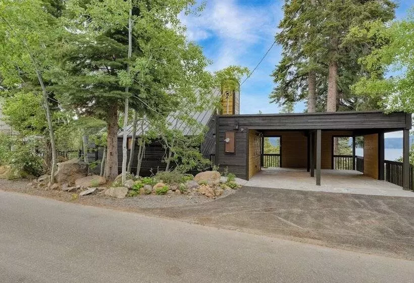 Lake View, Firepit, Game Room Remodeled Lake Tahoe Luxury Cabin By Avantstay