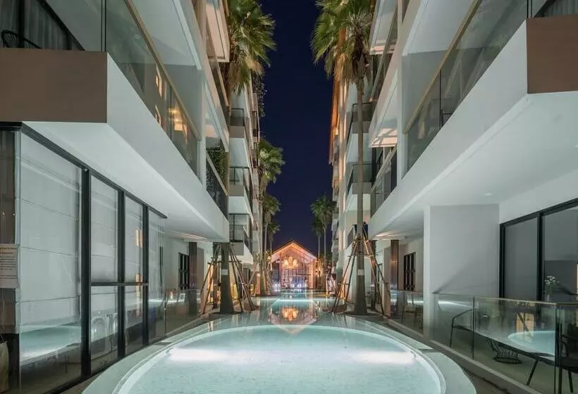 Palmyrah Surin Beach Residence