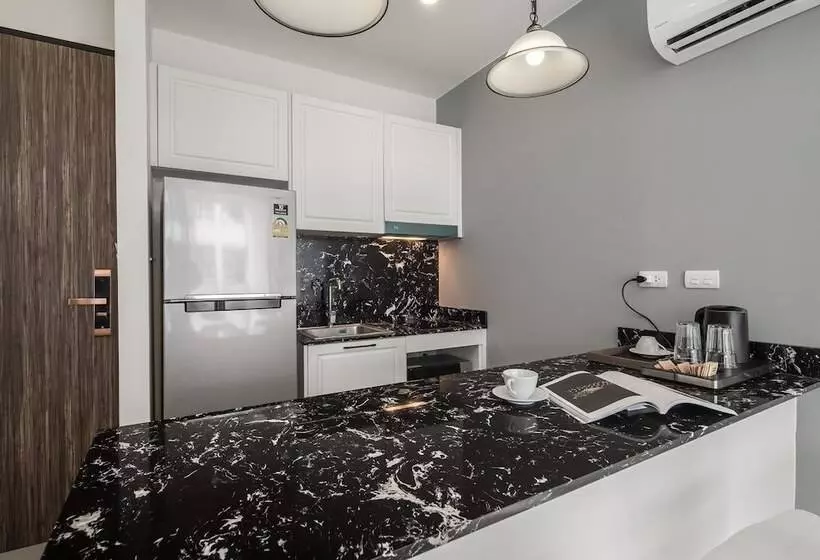 Palmyrah Surin Beach Residence