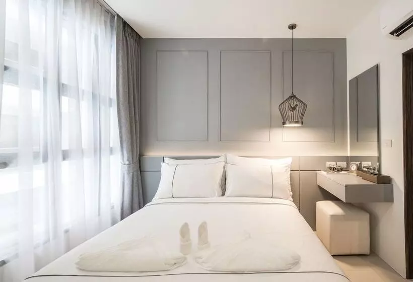 Palmyrah Surin Beach Residence