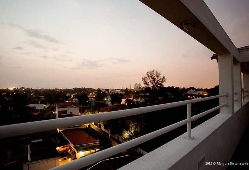 بنسيون Breeze Apartment