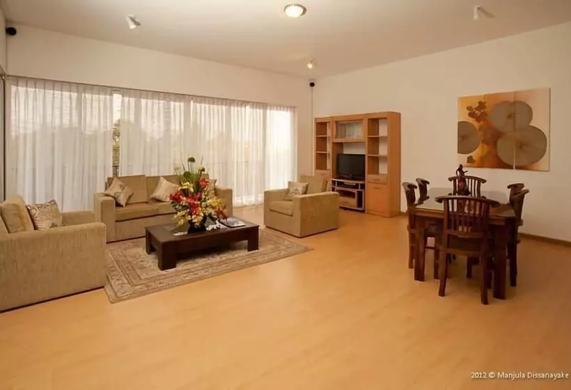 ペンション Breeze Apartment