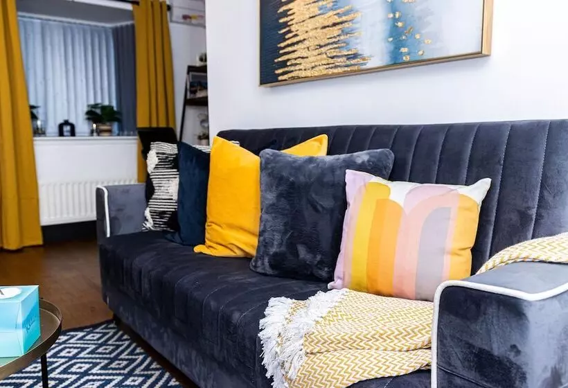 اقامتگاه Cosy 2bedroom House Perfect For Long & Short Stay