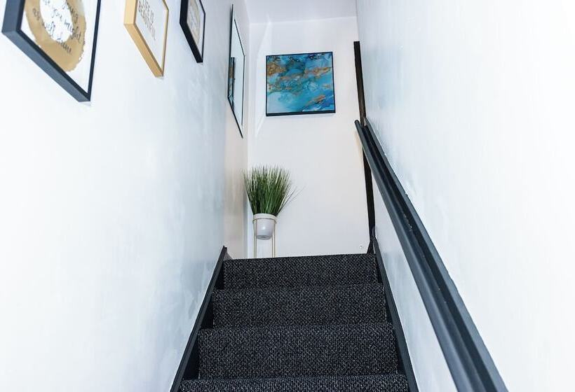 إقامة Cosy 2bedroom House Perfect For Long & Short Stay