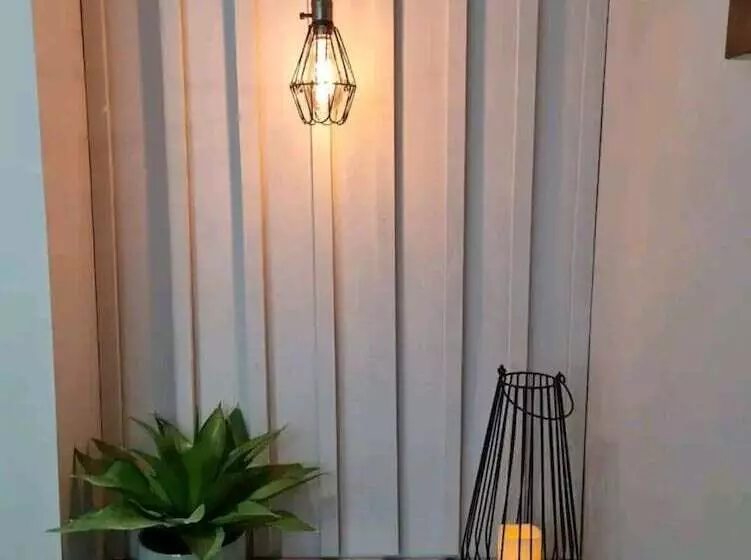 Residenssi Remarkable 3 Bed House In Chelmsford