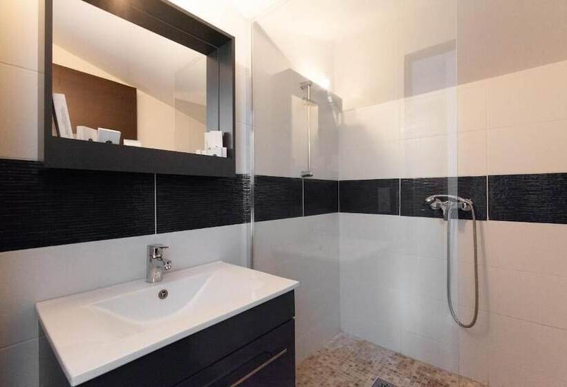 Résidence D Azur Riou