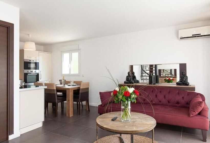 Résidence D Azur Riou