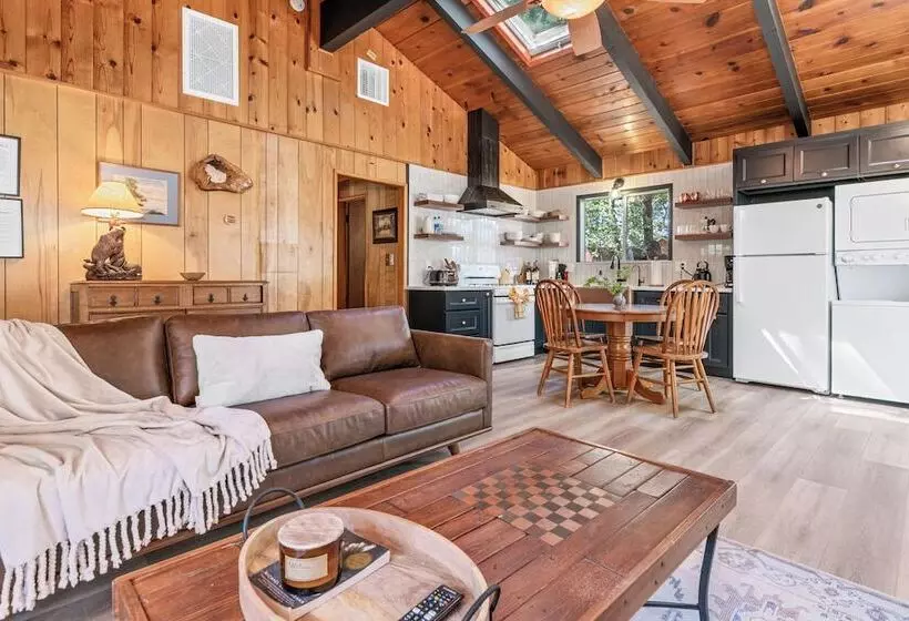 The Oasis Chalet