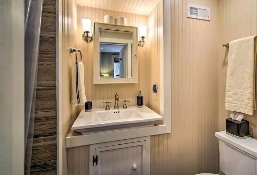 Vintage Lake Arrowhead Cabin   Walk To Lake!