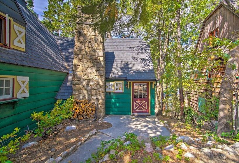 Vintage Lake Arrowhead Cabin   Walk To Lake!