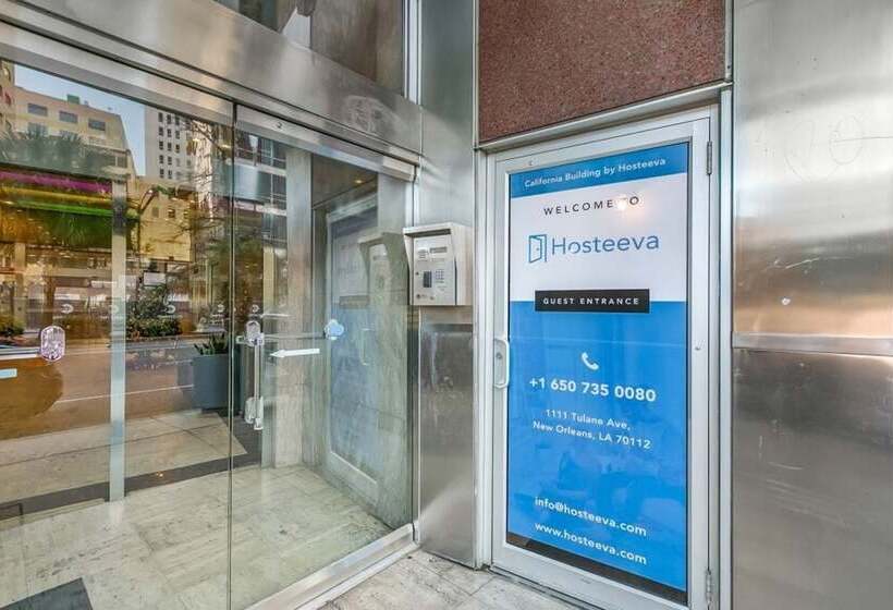 Chic Elegance In The Heart Of Nola: 4 Bedroom Oasis Awaits!