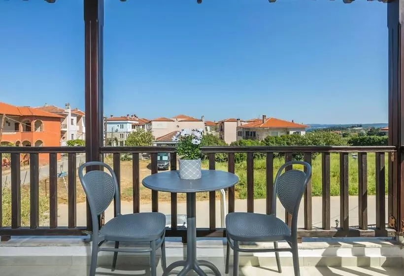 Eleon Suites Afytos